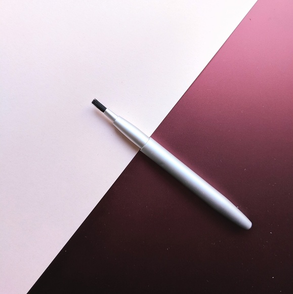 RMS Beauty Brightening Brush - Picture 1 of 2